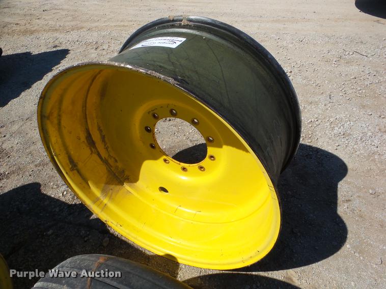 image for item DA1897 (4) John Deere wheels