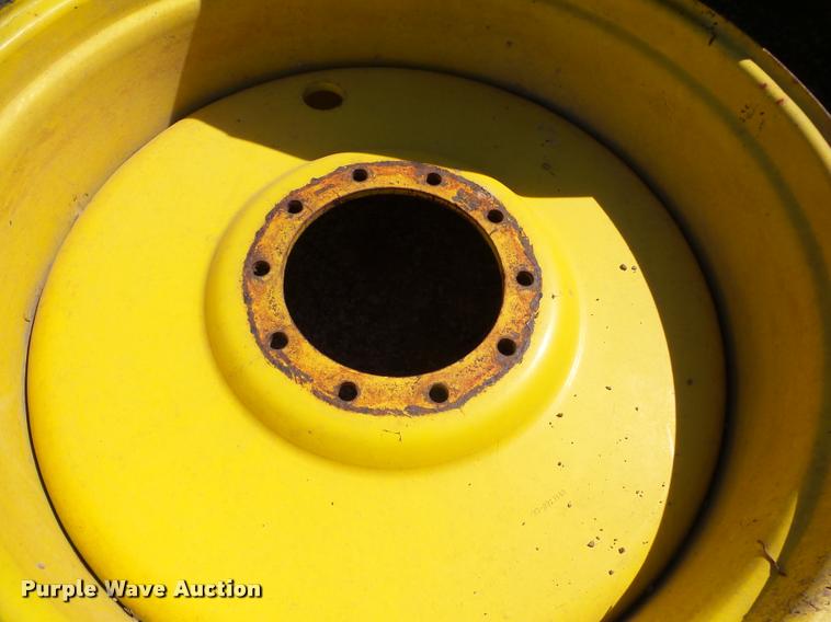 image for item DA1897 (4) John Deere wheels