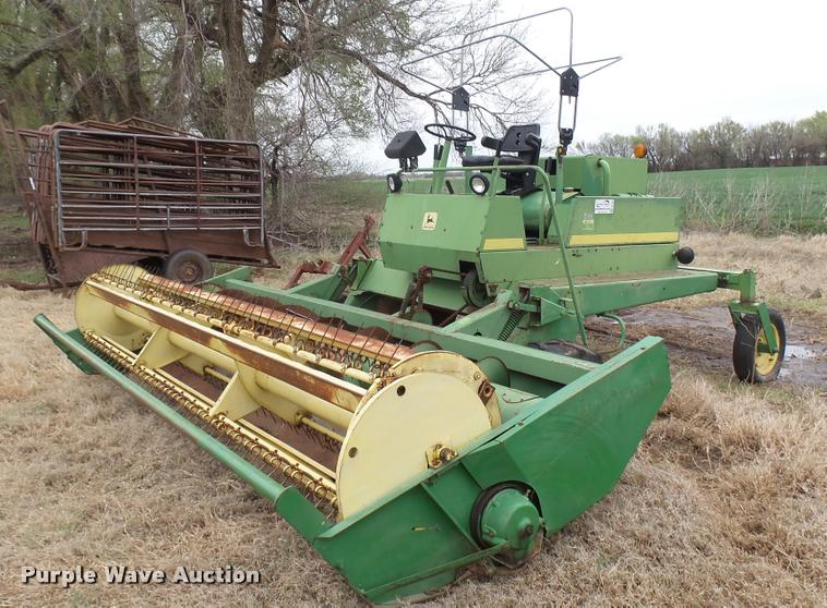 image for item DA2224 John Deere 830 self-propelled windrower