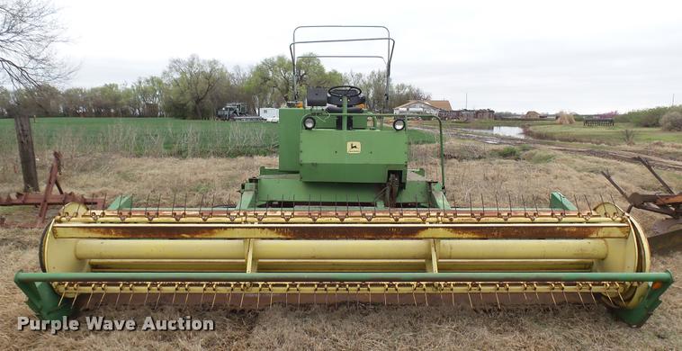 image for item DA2224 John Deere 830 self-propelled windrower