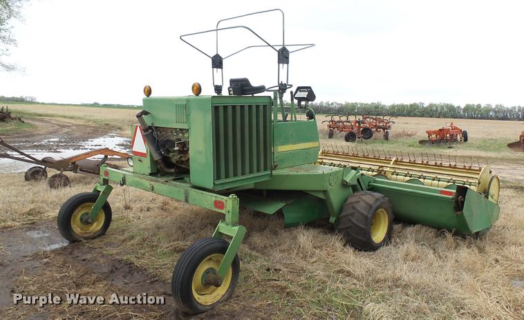 image for item DA2224 John Deere 830 self-propelled windrower