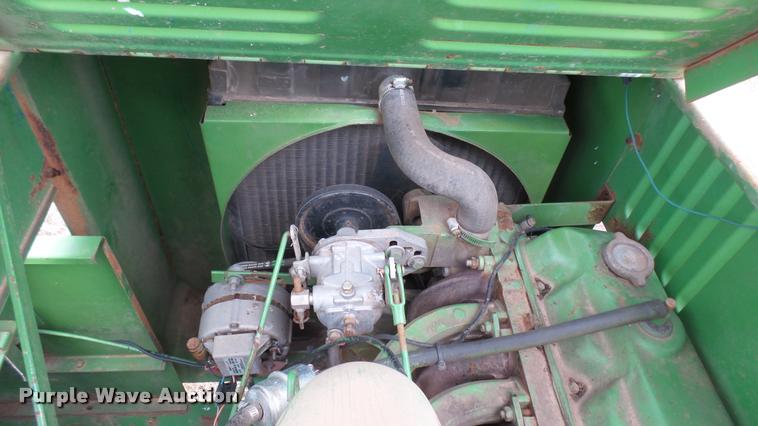 image for item DA2224 John Deere 830 self-propelled windrower