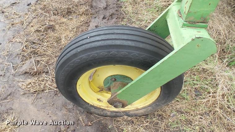 image for item DA2224 John Deere 830 self-propelled windrower