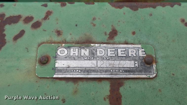 image for item DA2224 John Deere 830 self-propelled windrower