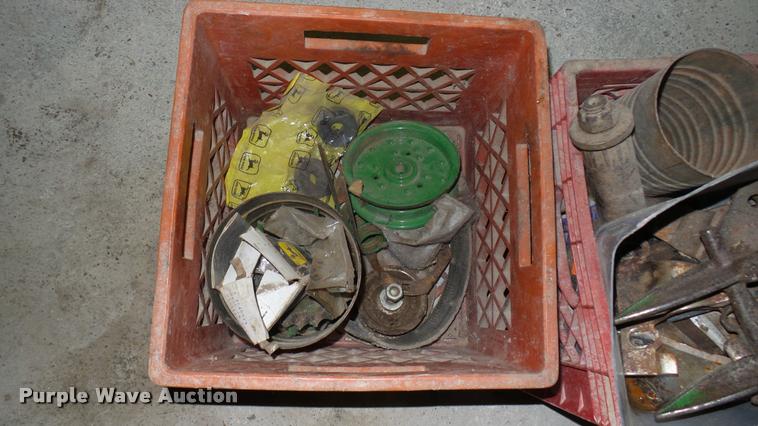 image for item DA2224 John Deere 830 self-propelled windrower