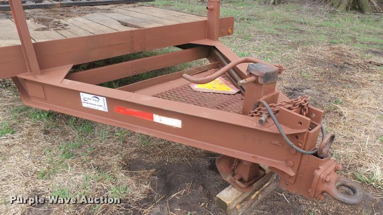 image for item DA2228 1985 JFW equipment trailer