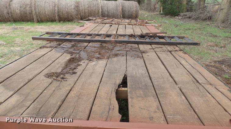 image for item DA2228 1985 JFW equipment trailer