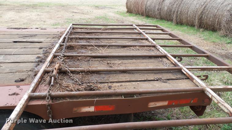 image for item DA2228 1985 JFW equipment trailer