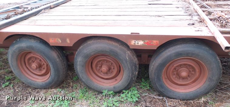 image for item DA2228 1985 JFW equipment trailer
