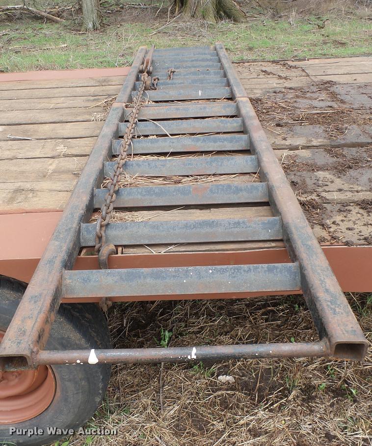 image for item DA2228 1985 JFW equipment trailer