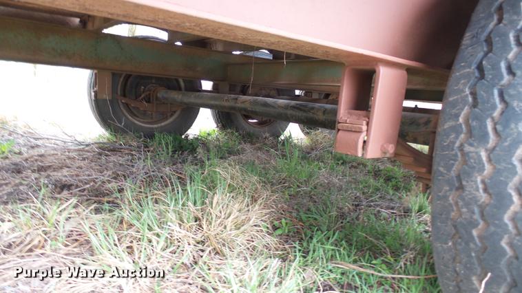 image for item DA2228 1985 JFW equipment trailer