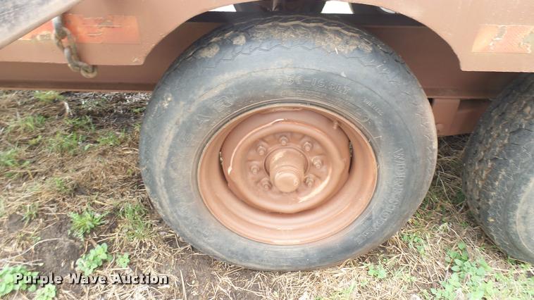 image for item DA2228 1985 JFW equipment trailer