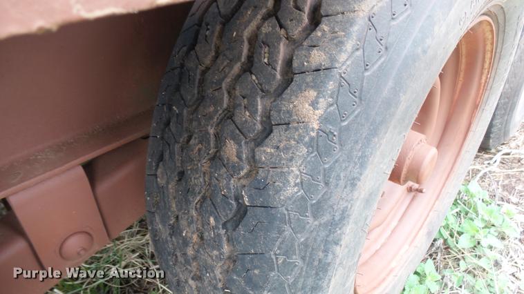 image for item DA2228 1985 JFW equipment trailer