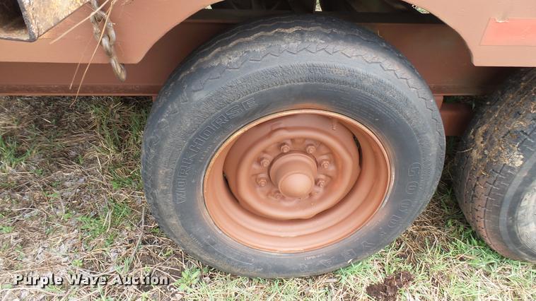 image for item DA2228 1985 JFW equipment trailer