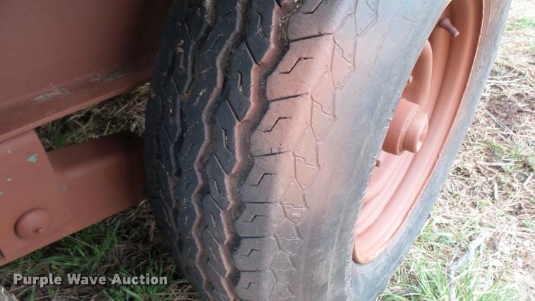 image for item DA2228 1985 JFW equipment trailer