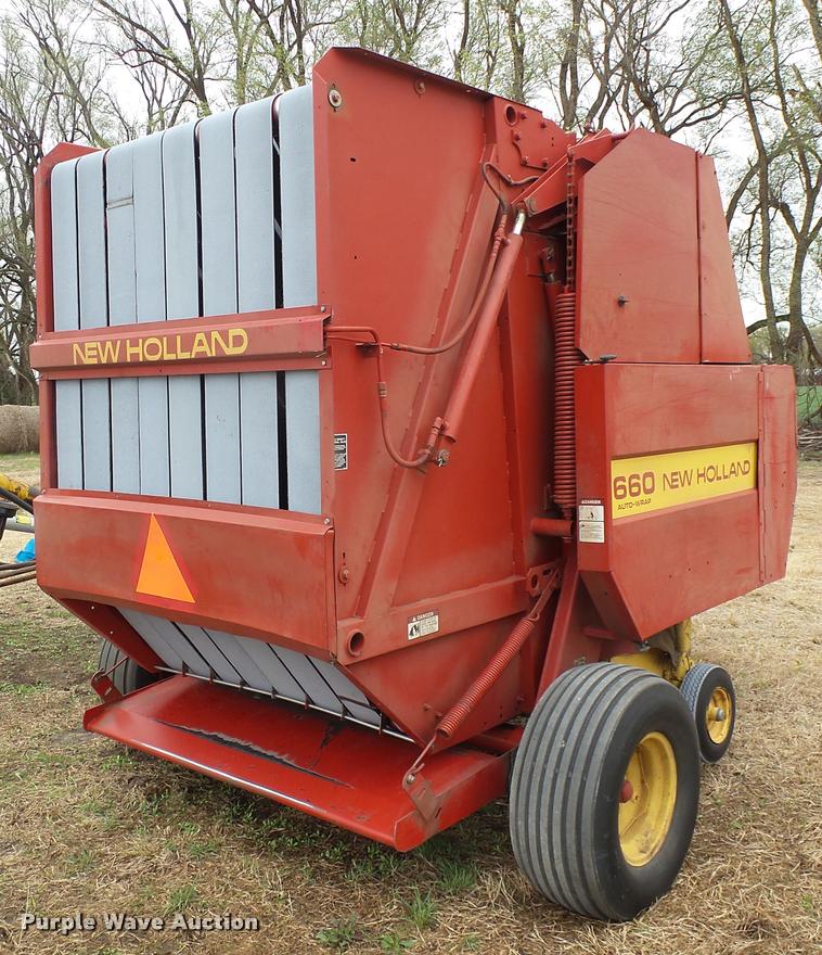 image for item DA2229 1991 New Holland 660 round baler