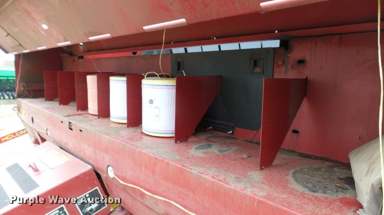 image for item DA2229 1991 New Holland 660 round baler