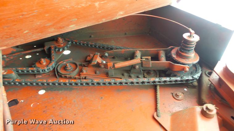 image for item DA2229 1991 New Holland 660 round baler