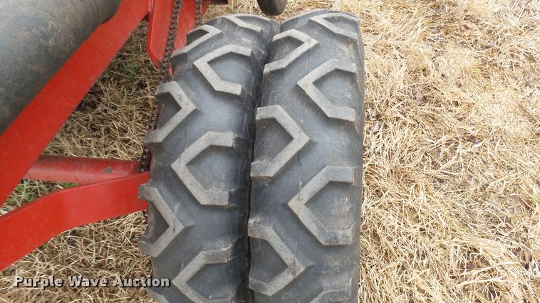 image for item DA2230 New Holland 166 windrow inverter