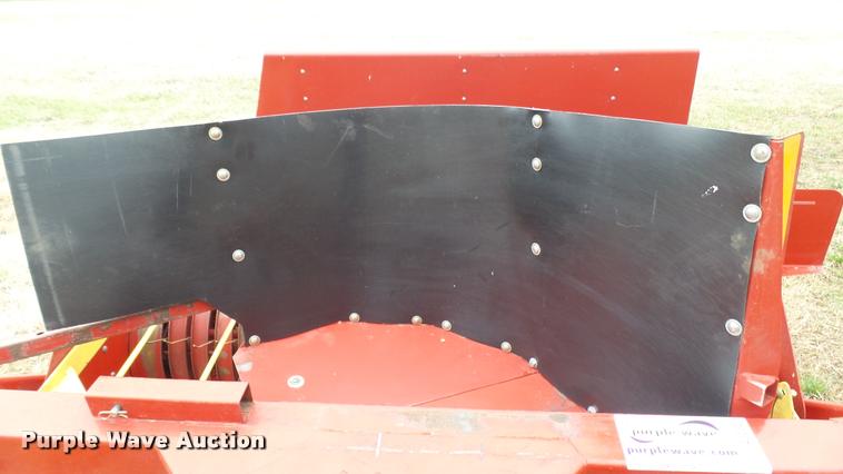 image for item DA2230 New Holland 166 windrow inverter