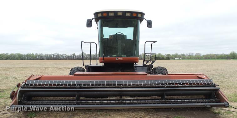 image for item DA2231 Hesston 8450 self-propelled windrower