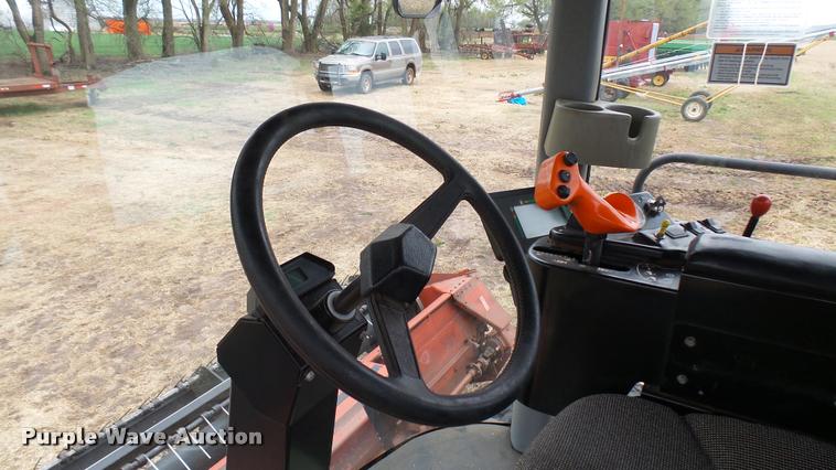 image for item DA2231 Hesston 8450 self-propelled windrower