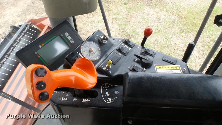 image for item DA2231 Hesston 8450 self-propelled windrower