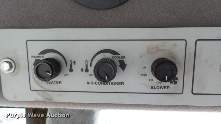 image for item DA2231 Hesston 8450 self-propelled windrower