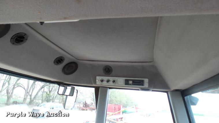 image for item DA2231 Hesston 8450 self-propelled windrower