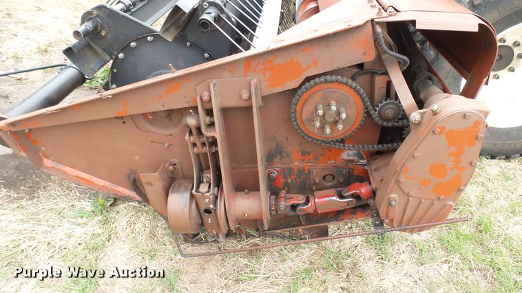 image for item DA2231 Hesston 8450 self-propelled windrower