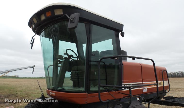 image for item DA2231 Hesston 8450 self-propelled windrower