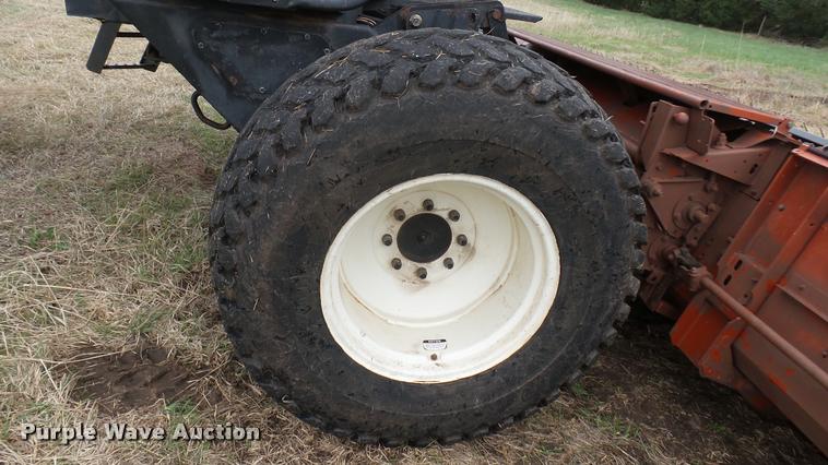 image for item DA2231 Hesston 8450 self-propelled windrower
