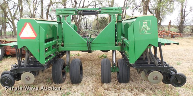 image for item DA2232 Great Plains Solid Stand 30 grain drill