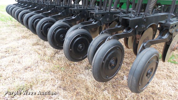 image for item DA2232 Great Plains Solid Stand 30 grain drill