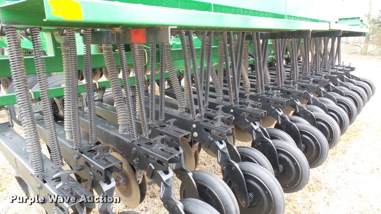 image for item DA2232 Great Plains Solid Stand 30 grain drill