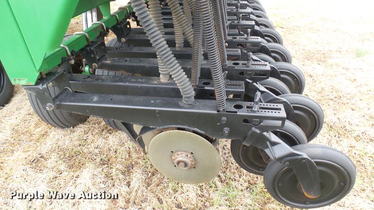 image for item DA2232 Great Plains Solid Stand 30 grain drill