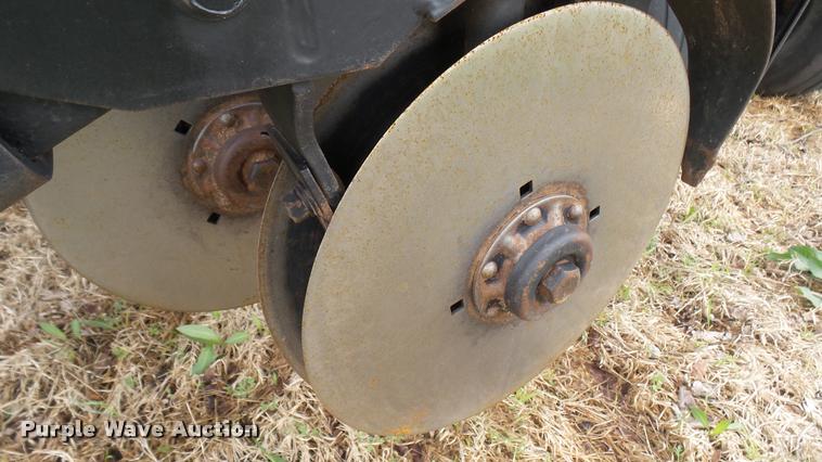 image for item DA2232 Great Plains Solid Stand 30 grain drill