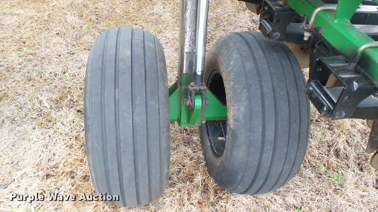 image for item DA2232 Great Plains Solid Stand 30 grain drill