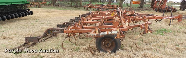 image for item DA2233 CrustBuster field cultivator