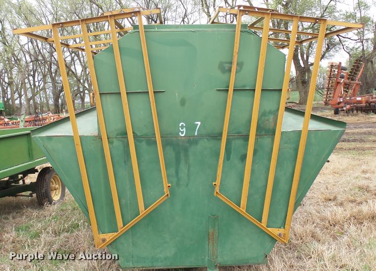 image for item DA2235 Creep self feeder