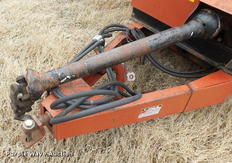 image for item DA2236 Case IH 1350 feed mixer/grinder