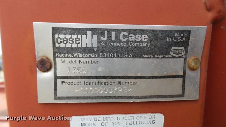 image for item DA2236 Case IH 1350 feed mixer/grinder