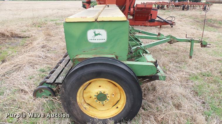 image for item DA2237 John Deere D208C grain drill