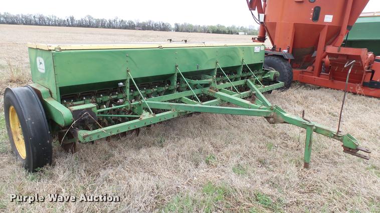 image for item DA2237 John Deere D208C grain drill