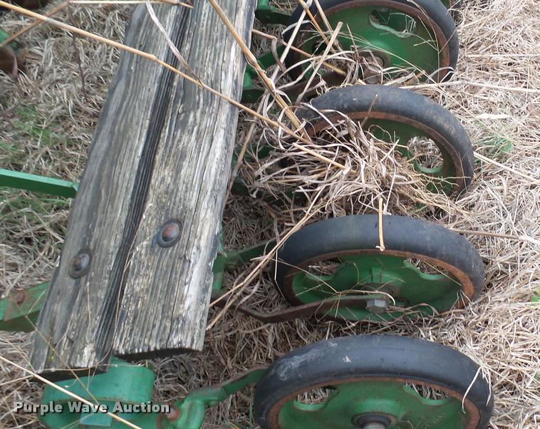 image for item DA2237 John Deere D208C grain drill