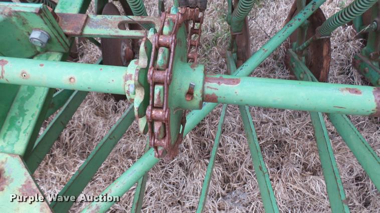 image for item DA2237 John Deere D208C grain drill