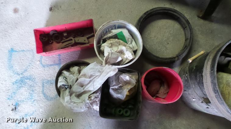 image for item DA2237 John Deere D208C grain drill