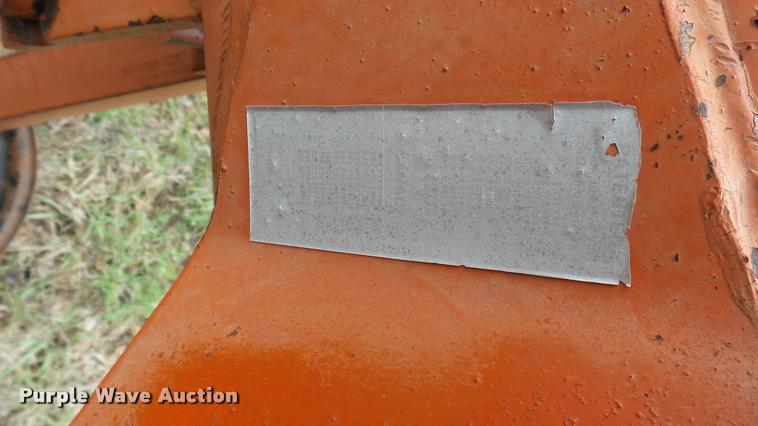 image for item DA2238 Allis Chalmers 2000 seven bottom plow