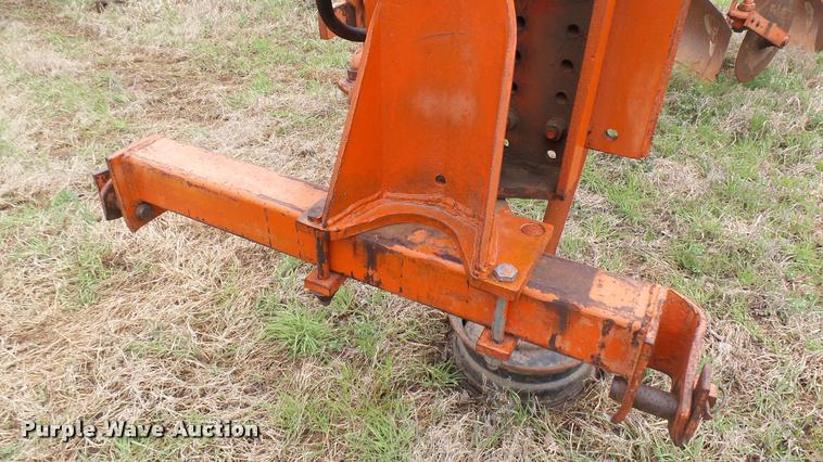 image for item DA2238 Allis Chalmers 2000 seven bottom plow