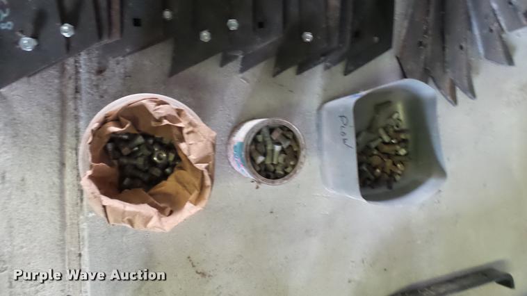 image for item DA2238 Allis Chalmers 2000 seven bottom plow